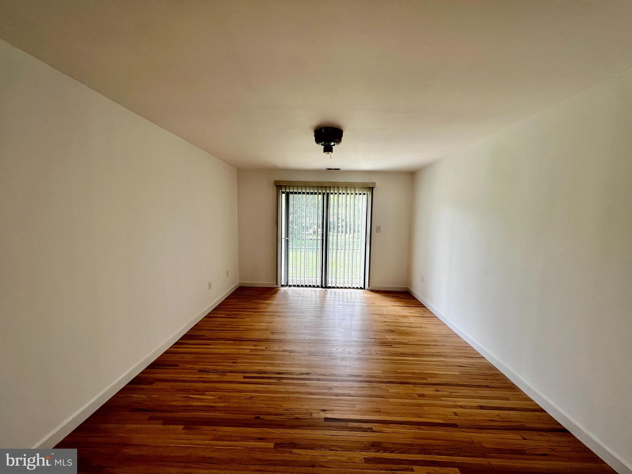 211 SILVER COURT
