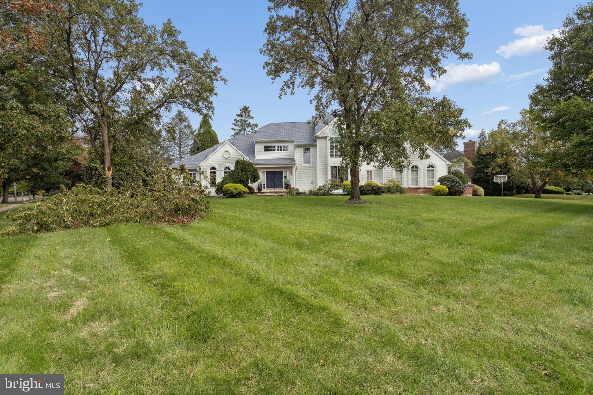 17 GLACIER DRIVE