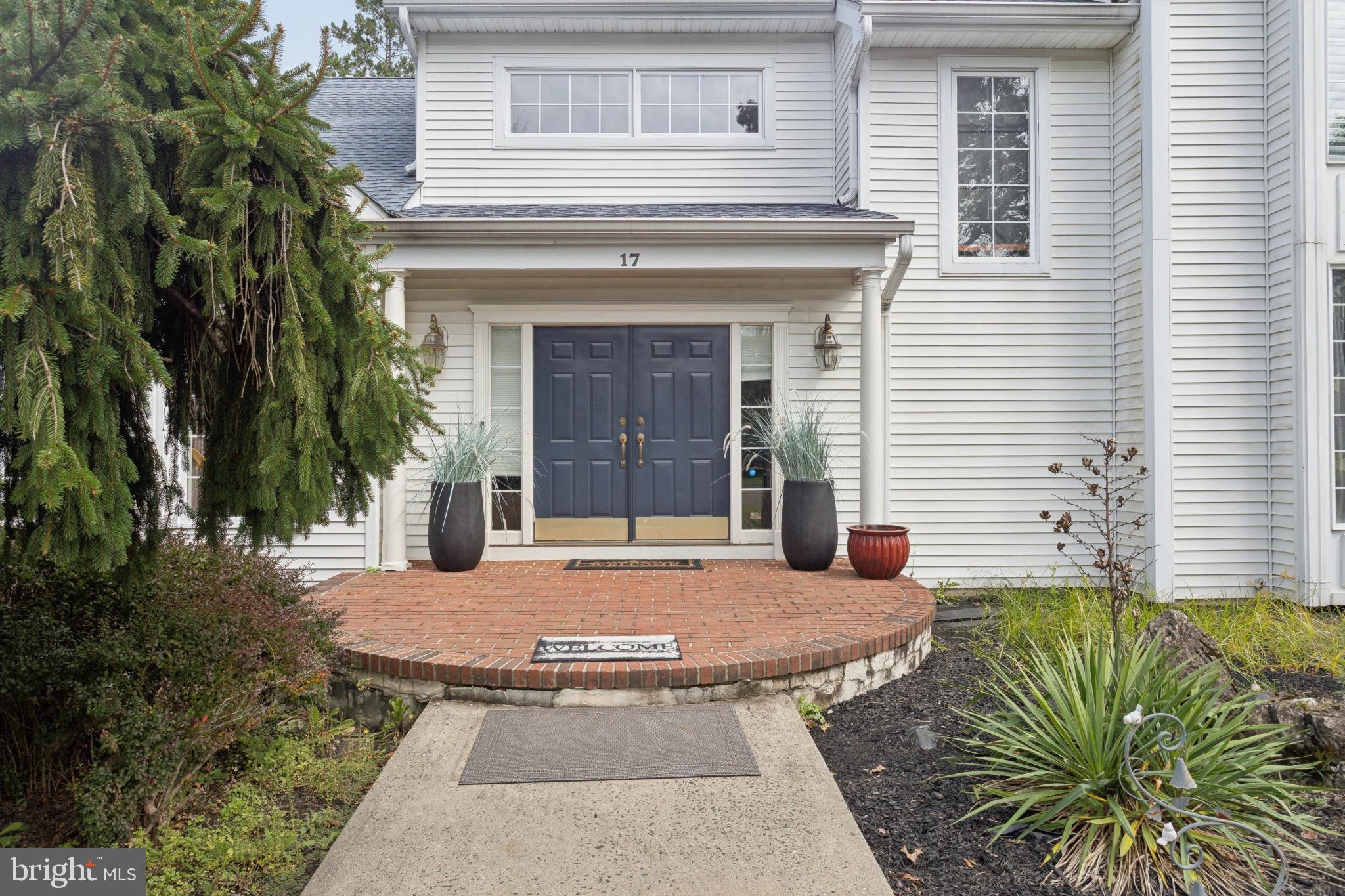17 GLACIER DRIVE