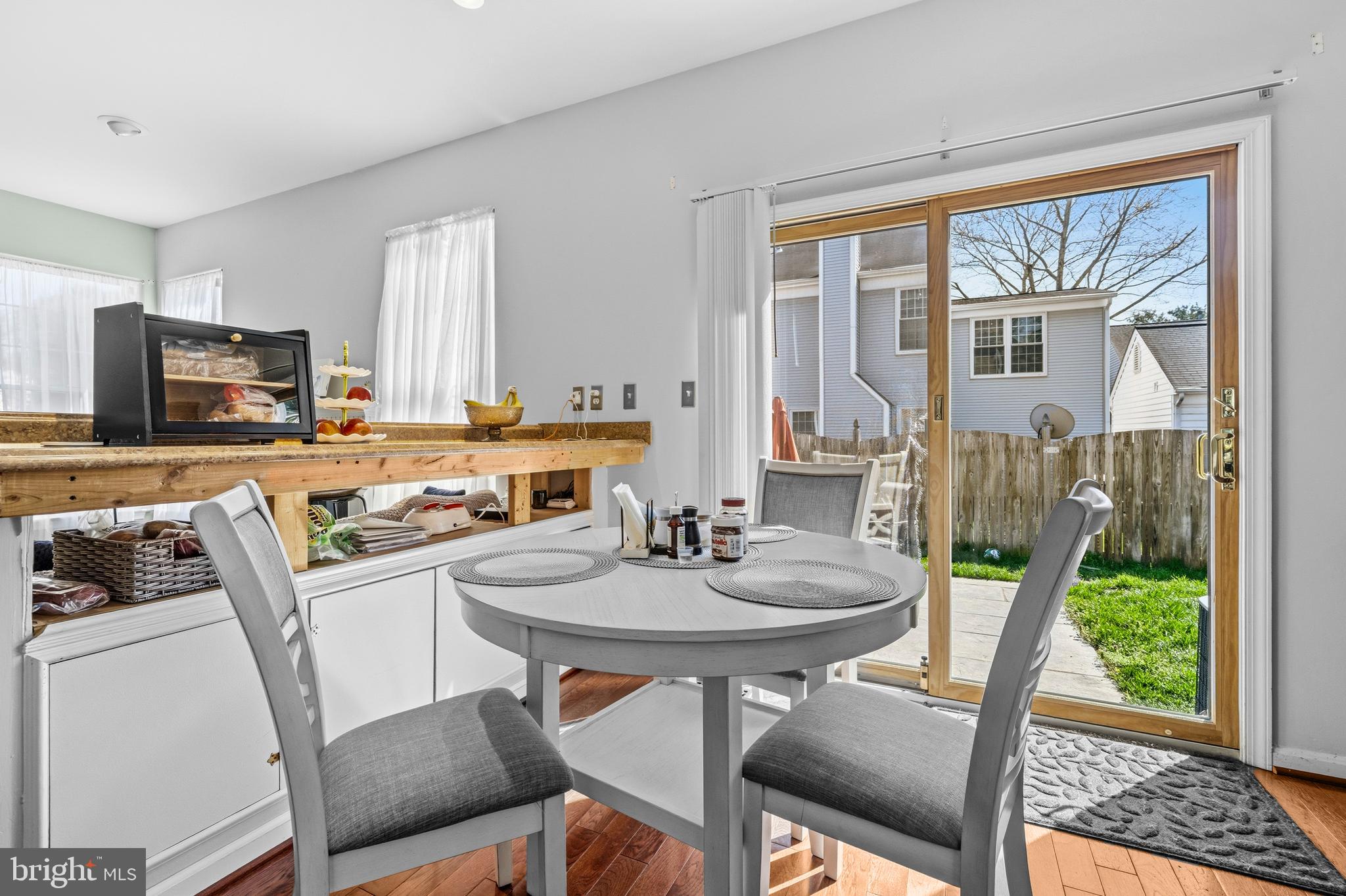 MEADOWGATE - Residential