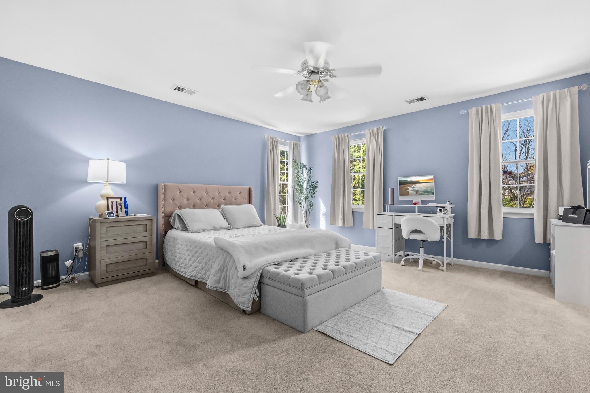 MEADOWGATE - Residential