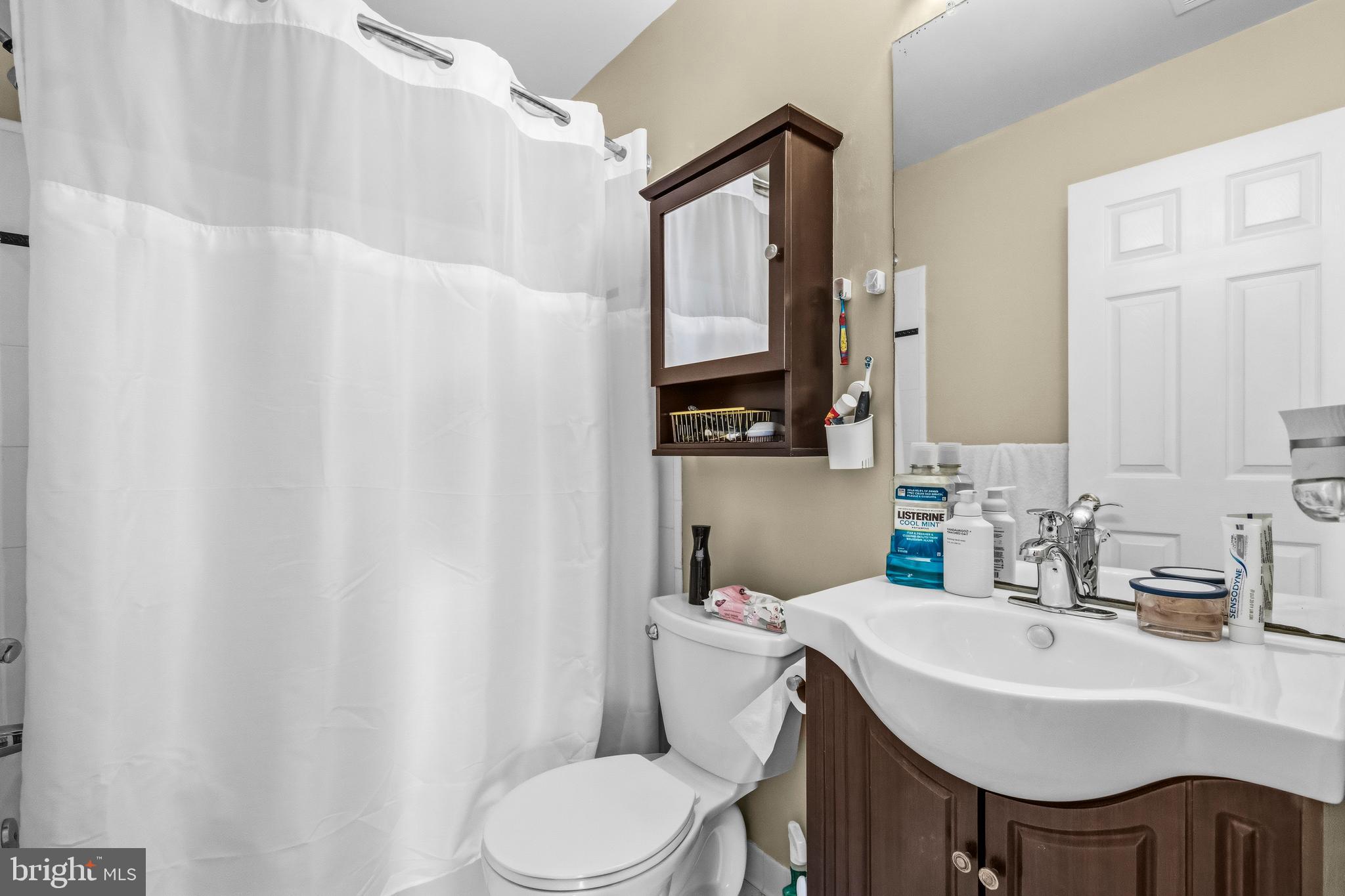 MEADOWGATE - Residential