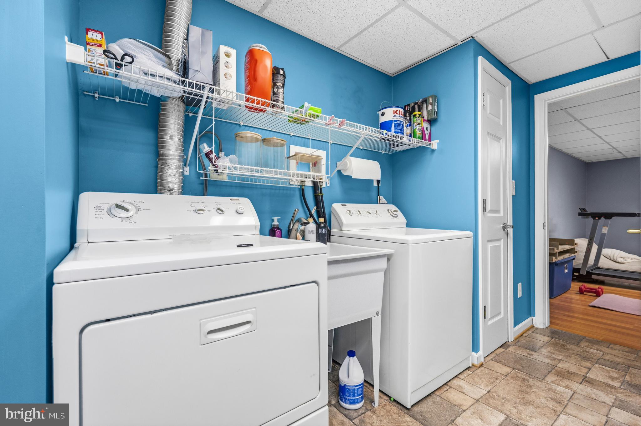 MEADOWGATE - Residential