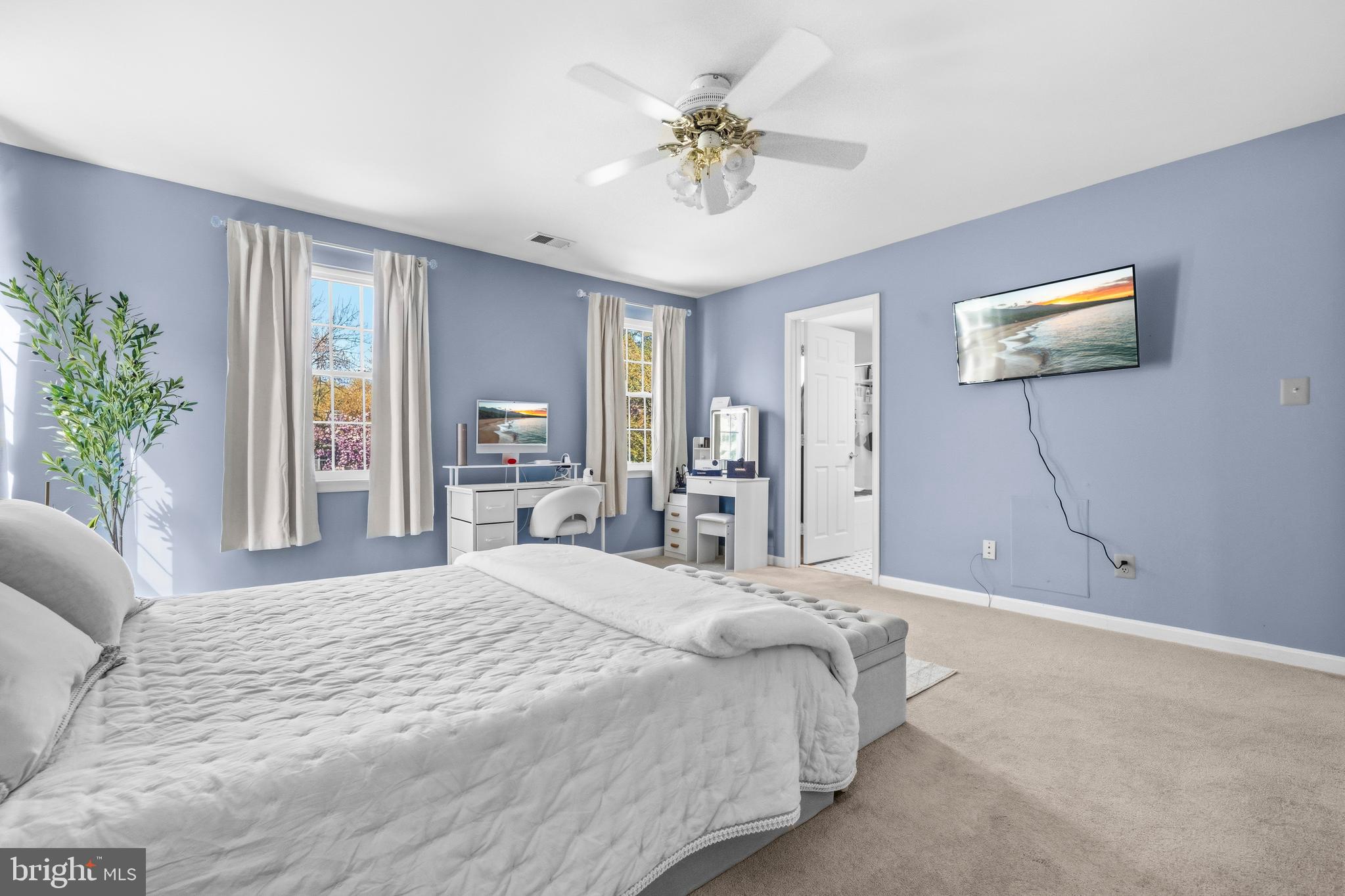 MEADOWGATE - Residential