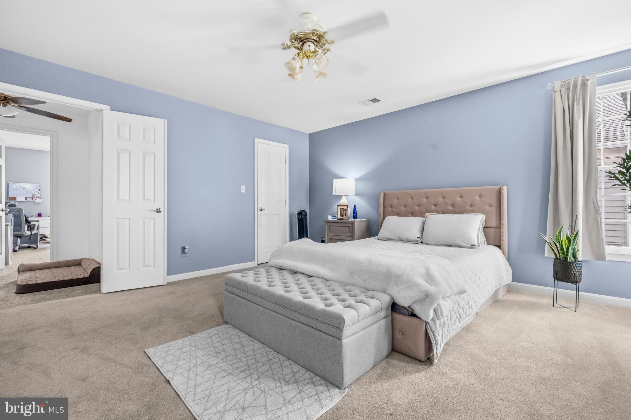 MEADOWGATE - Residential