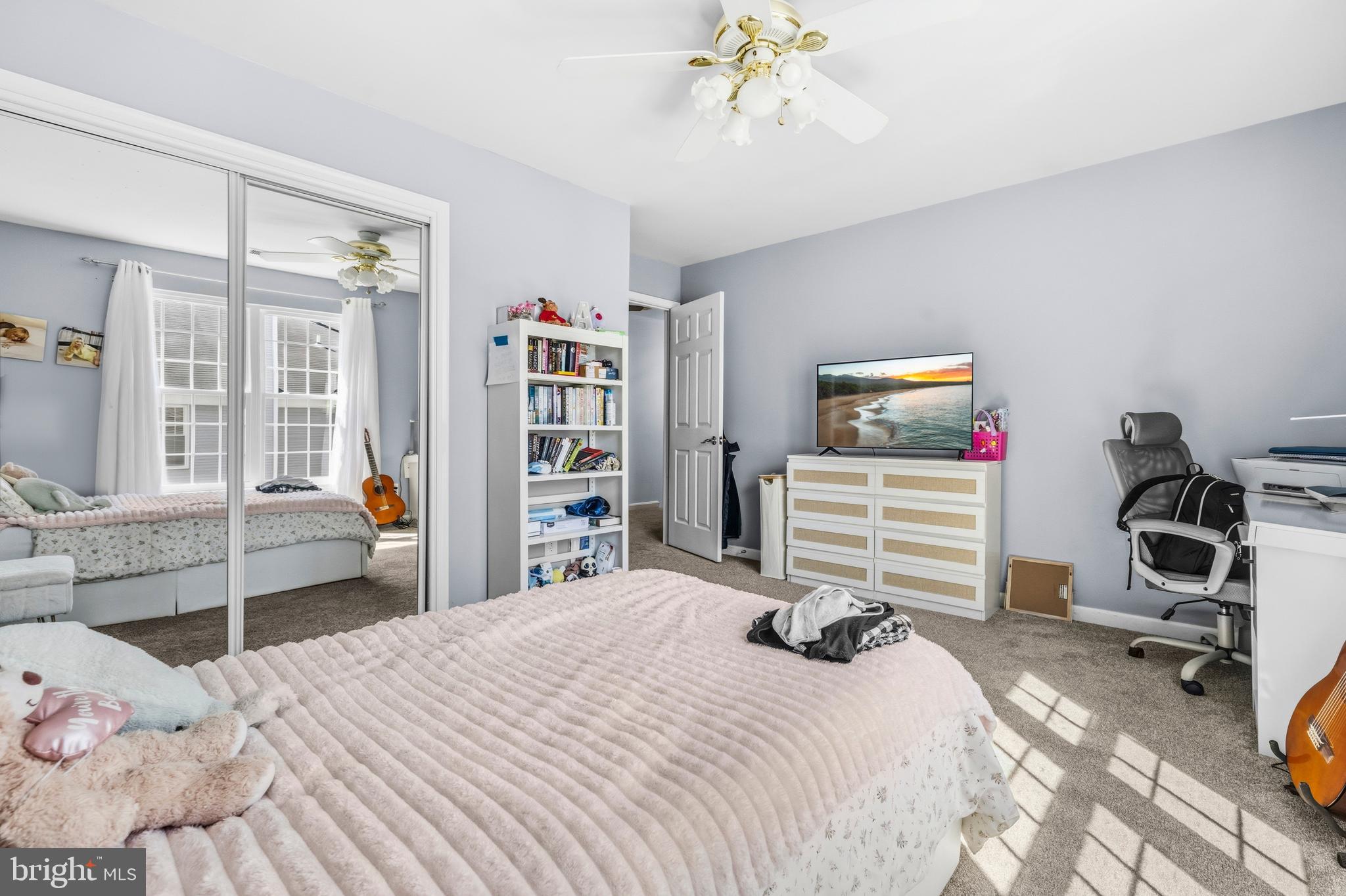 MEADOWGATE - Residential