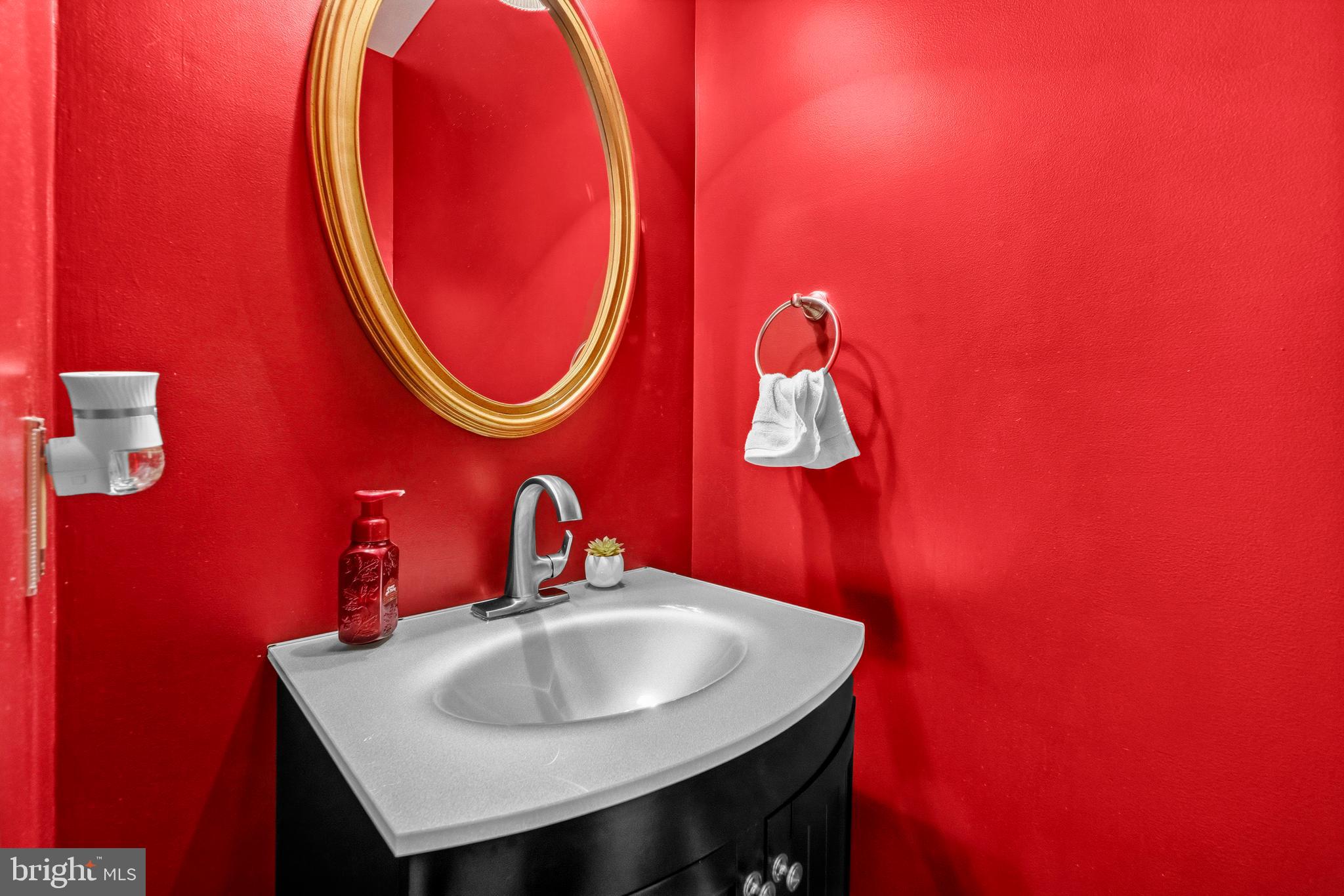 MEADOWGATE - Residential