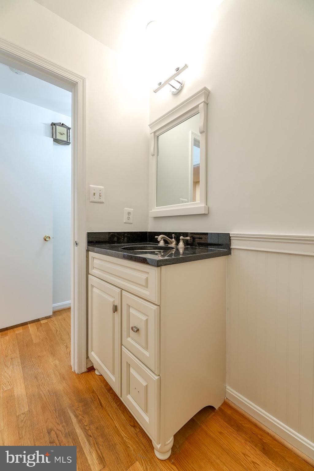 MC LEAN HAMLET - Residential