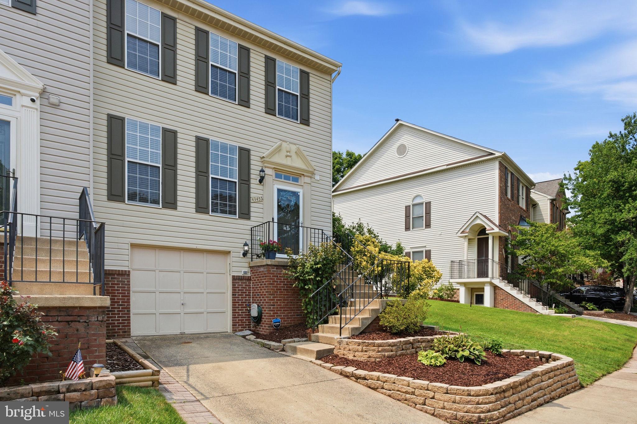 43455 POSTRAIL SQUARE