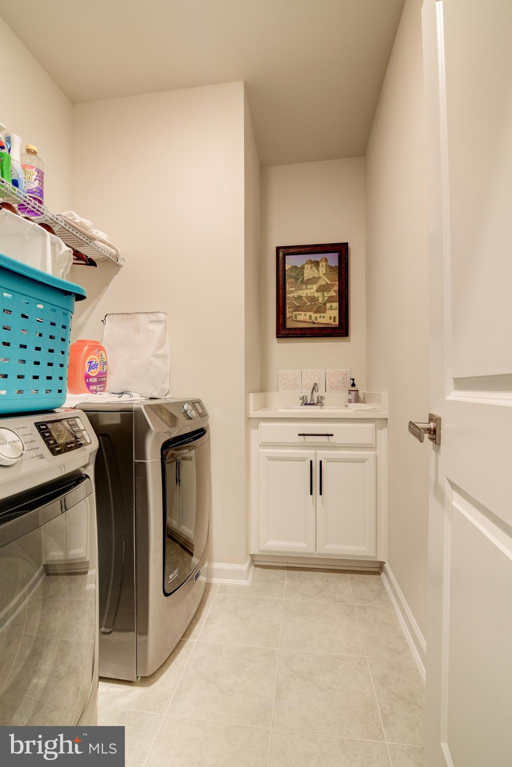 WOODLAND PARK STATION - Residential Lease