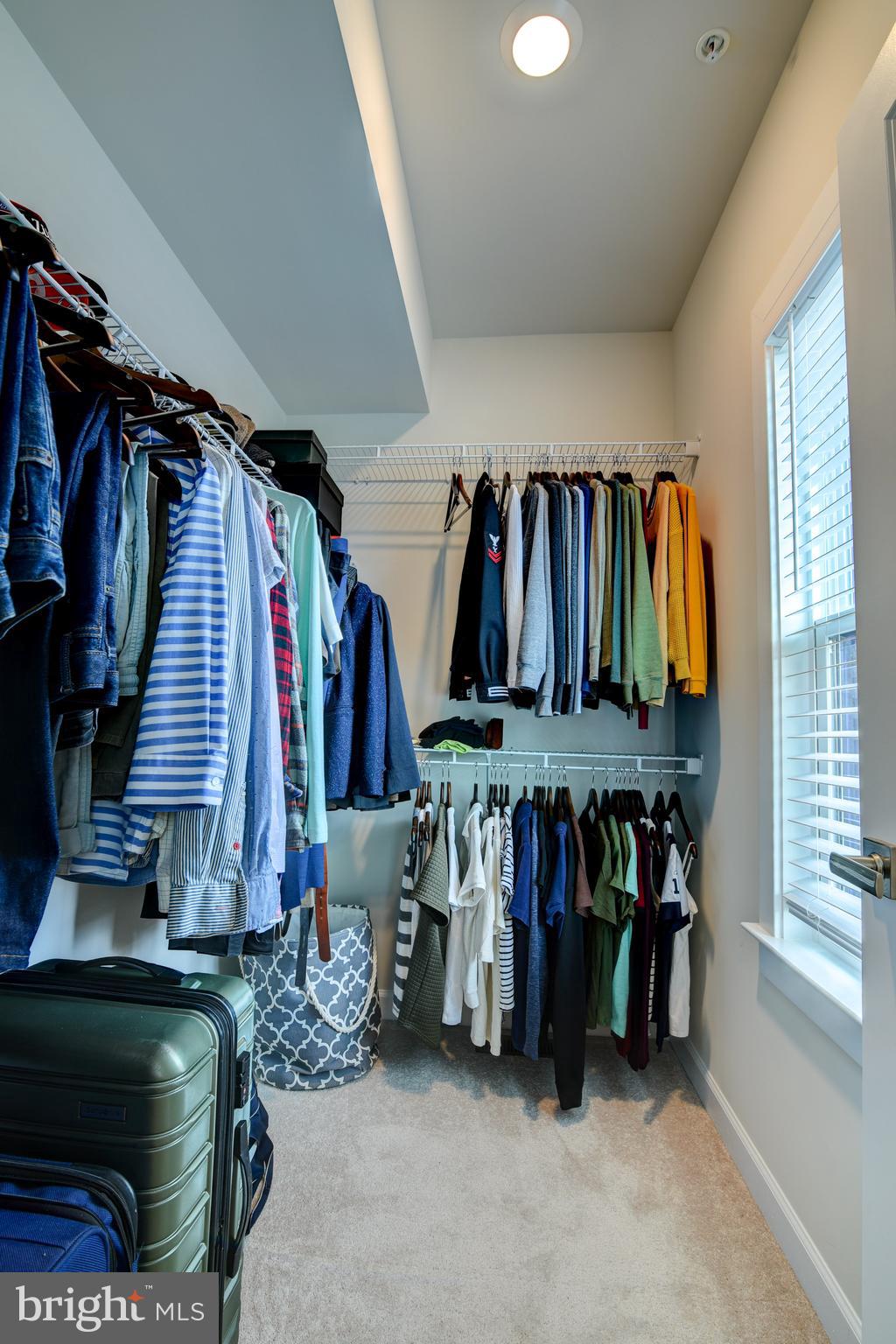 WOODLAND PARK STATION - Residential Lease