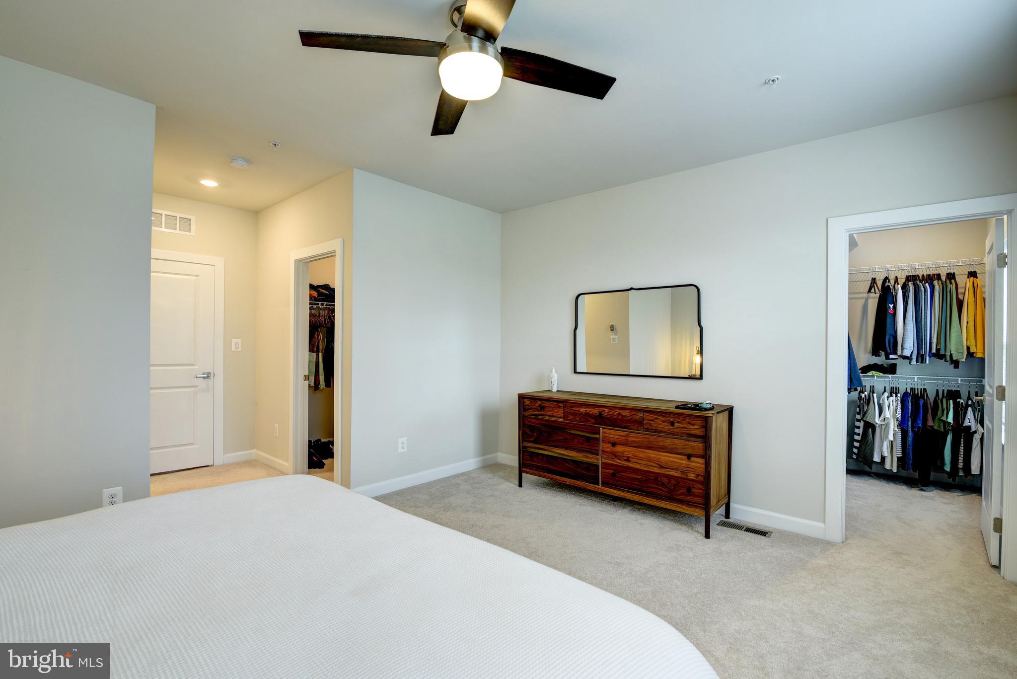 WOODLAND PARK STATION - Residential Lease