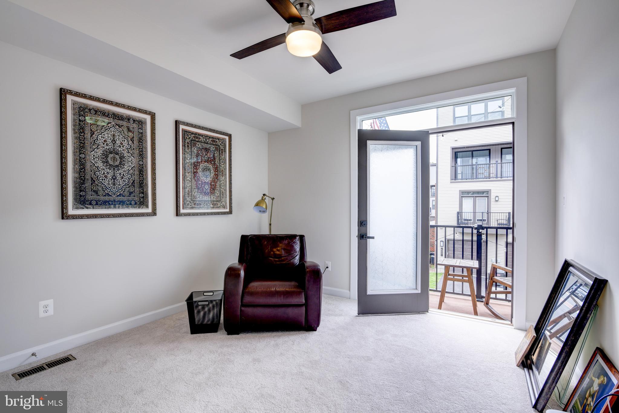 WOODLAND PARK STATION - Residential Lease