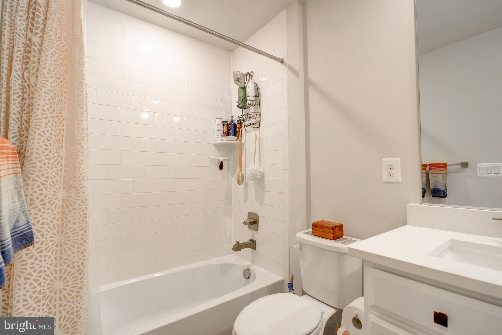 WOODLAND PARK STATION - Residential Lease