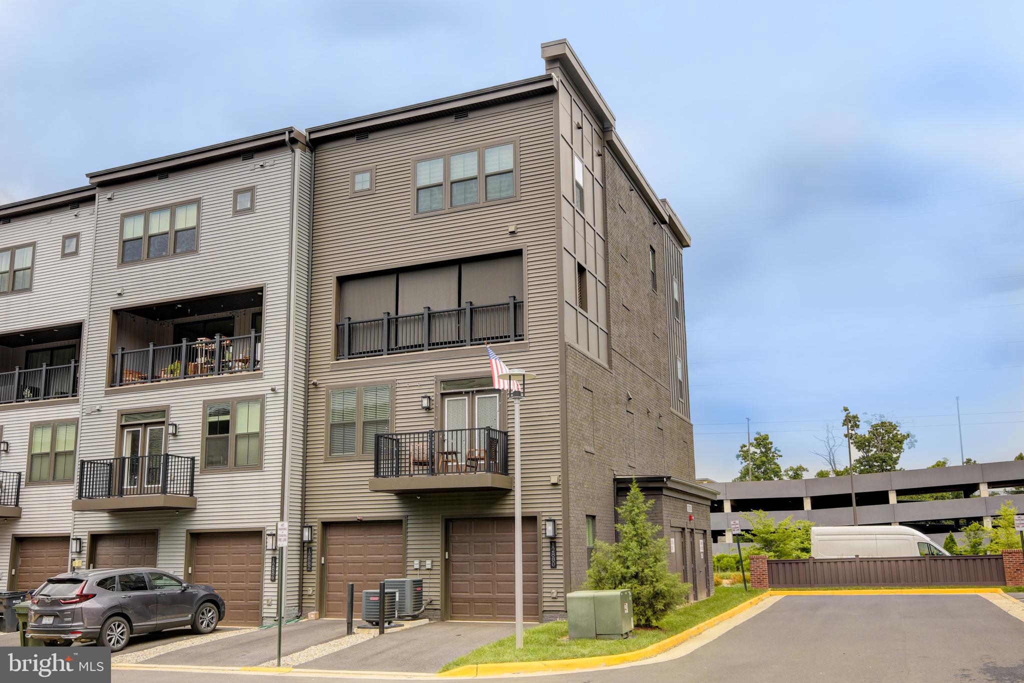 WOODLAND PARK STATION - Residential Lease