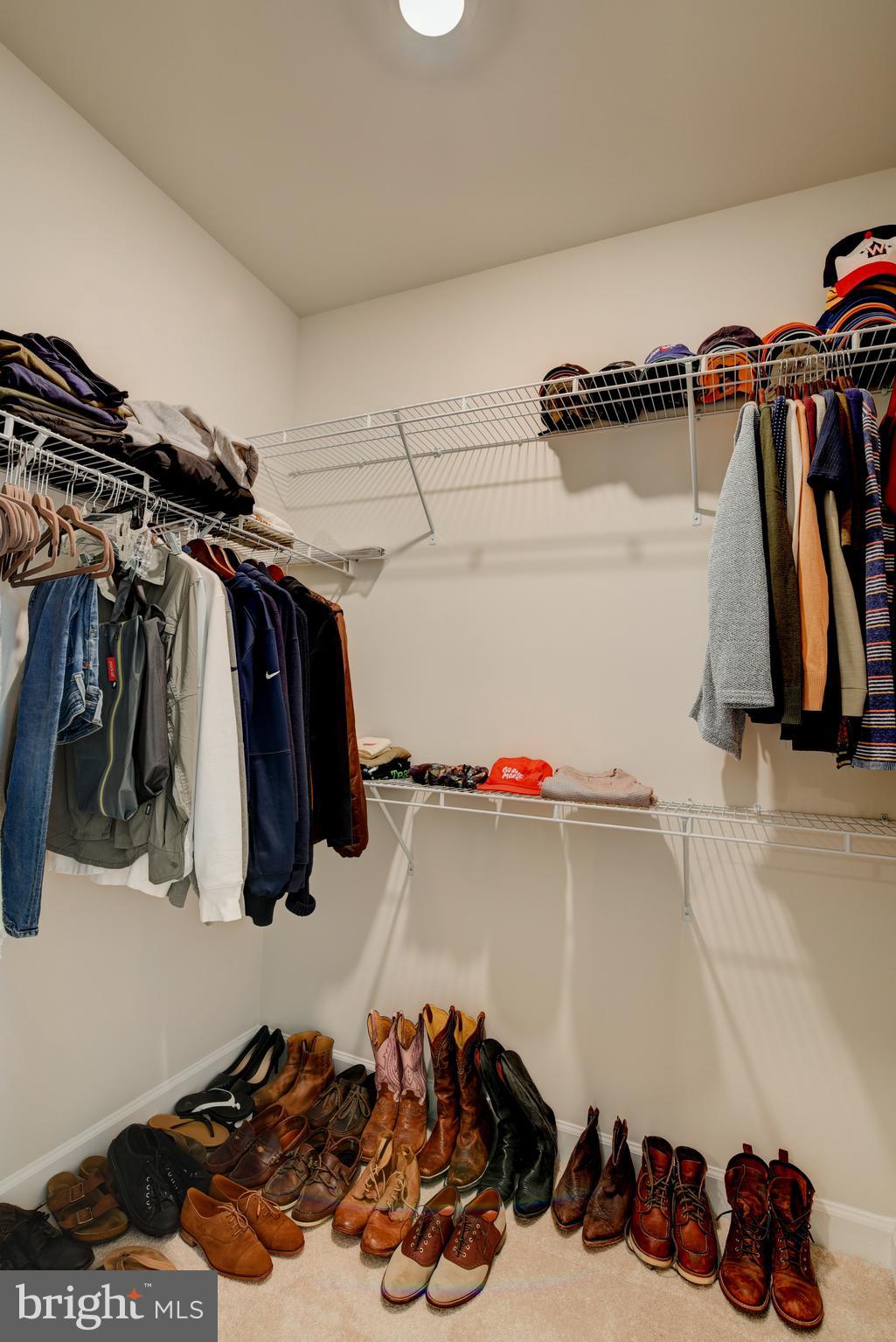 WOODLAND PARK STATION - Residential Lease