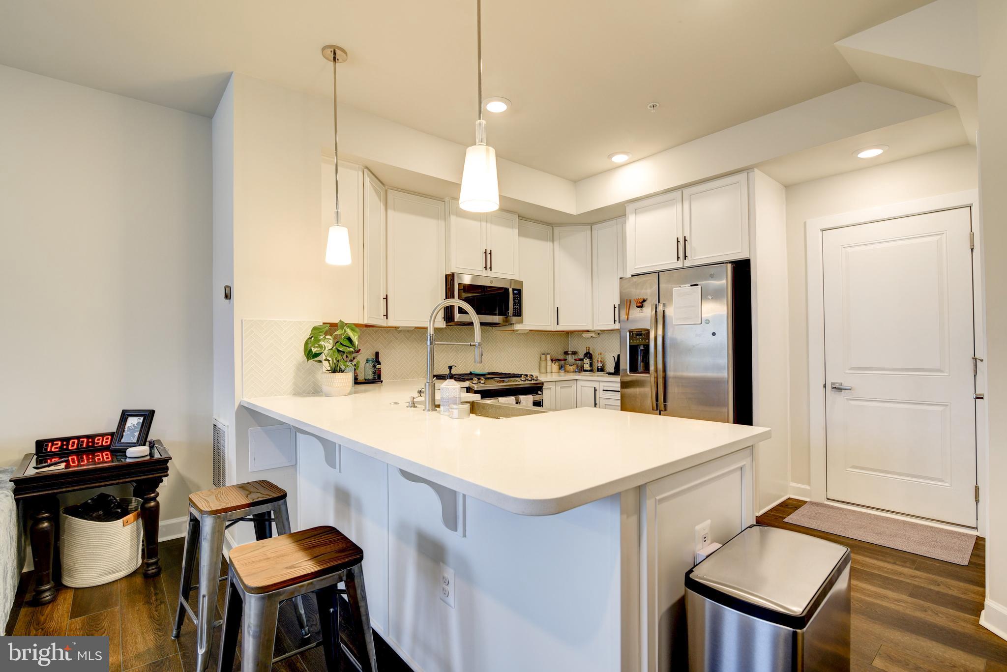 WOODLAND PARK STATION - Residential Lease