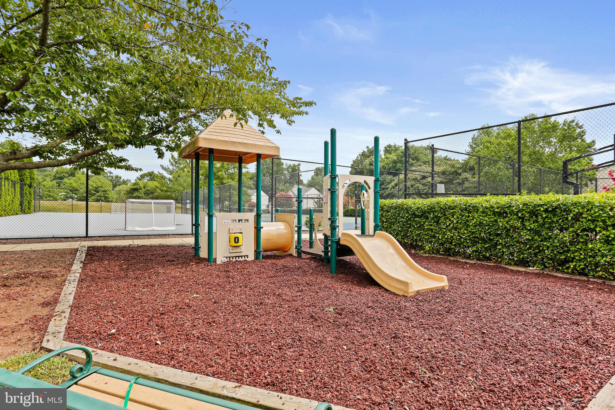 RICHFIELD STATION VILLAGE - Residential