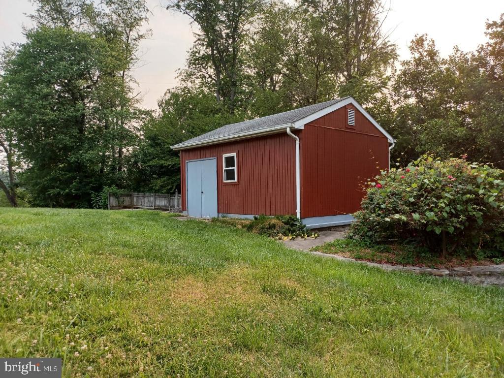 MOUNT HEBRON - Residential Lease