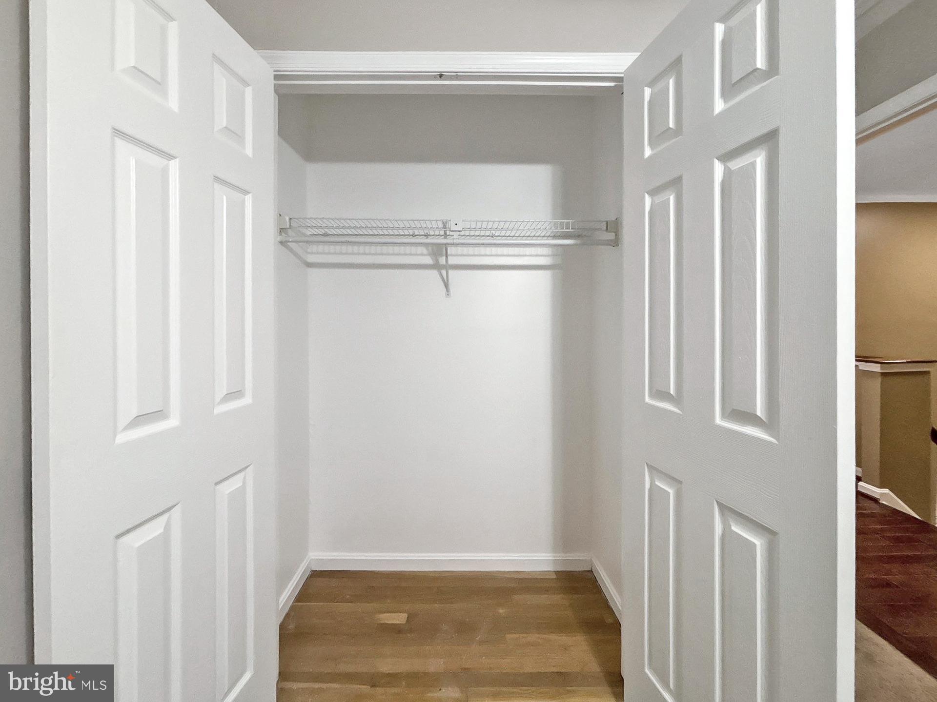 KINGS POINT - Residential