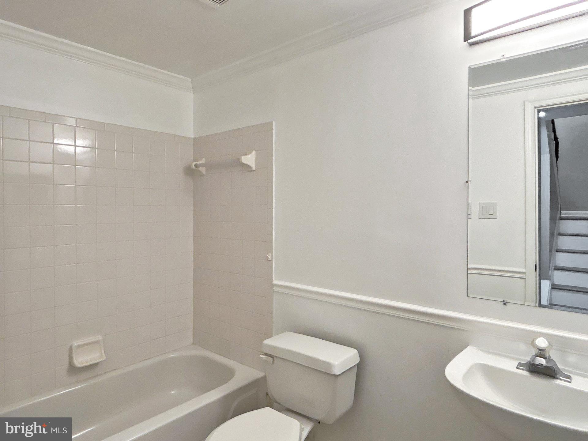 KINGS POINT - Residential