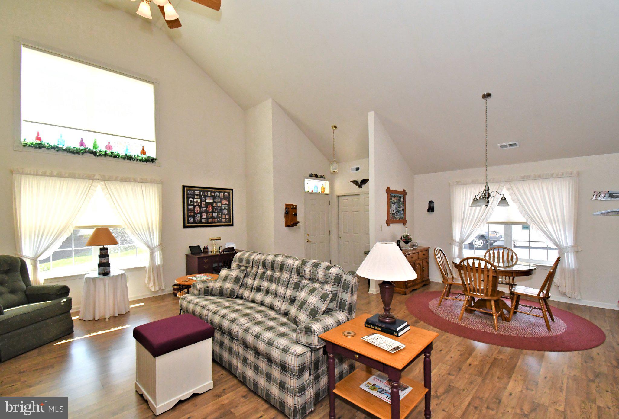 138 ARBOUR COURT