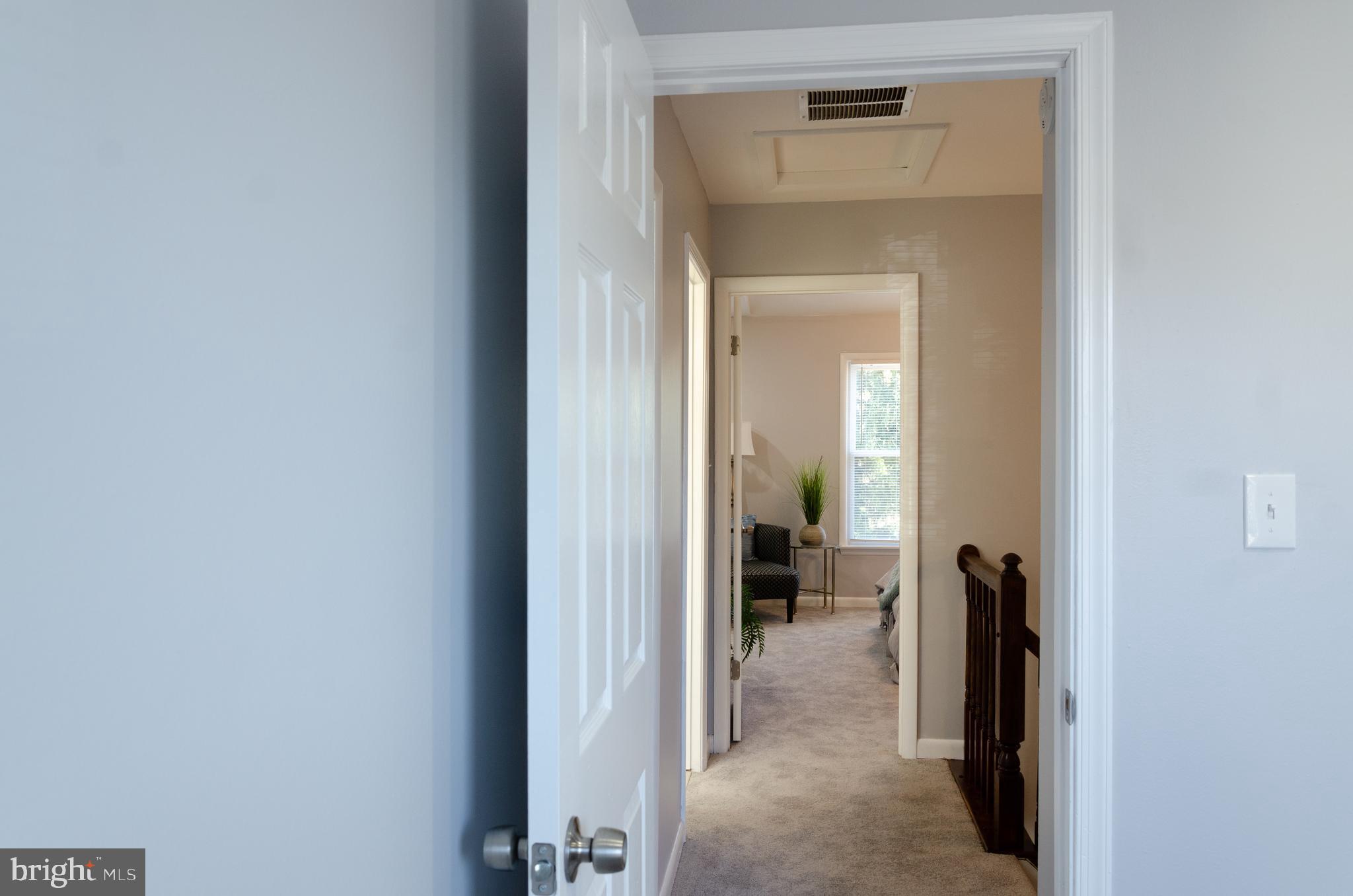 CONSTANT FRIENDSHIP - Residential