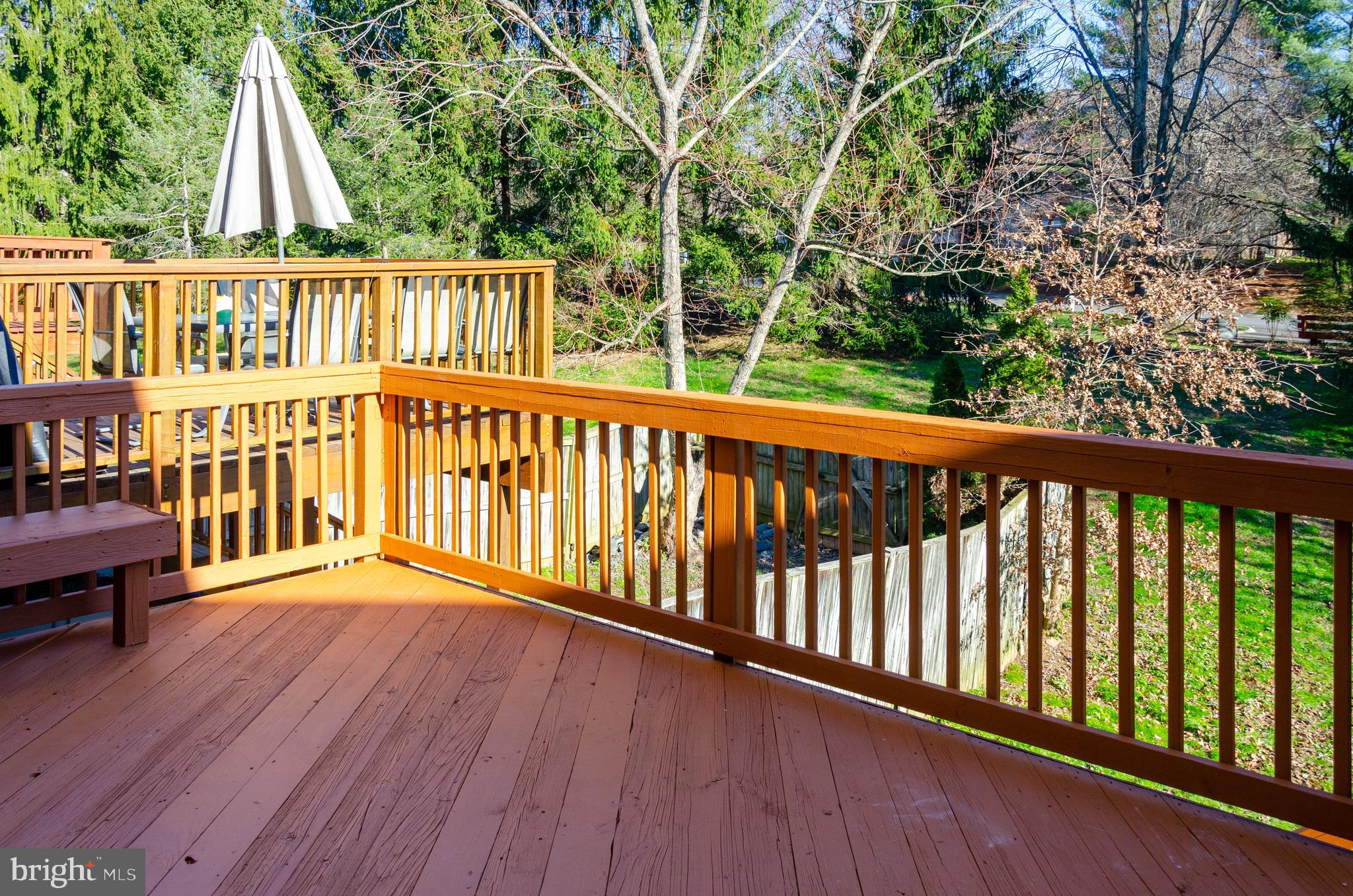 CONSTANT FRIENDSHIP - Residential