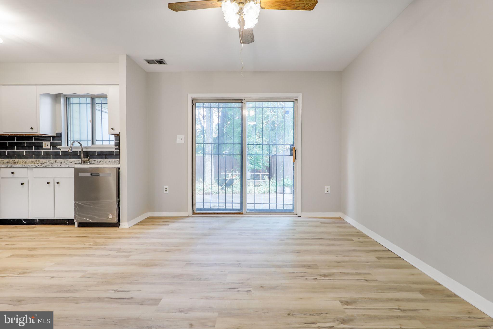 ANNETTE GARDENS - Residential Lease