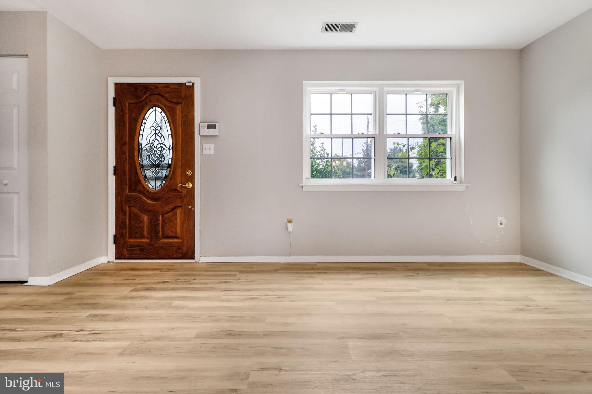 ANNETTE GARDENS - Residential Lease