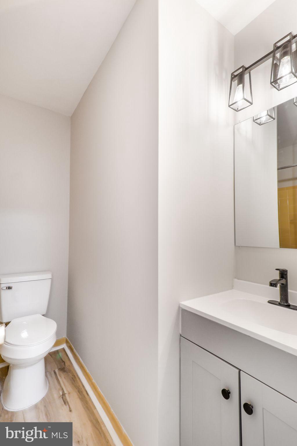 ANNETTE GARDENS - Residential Lease