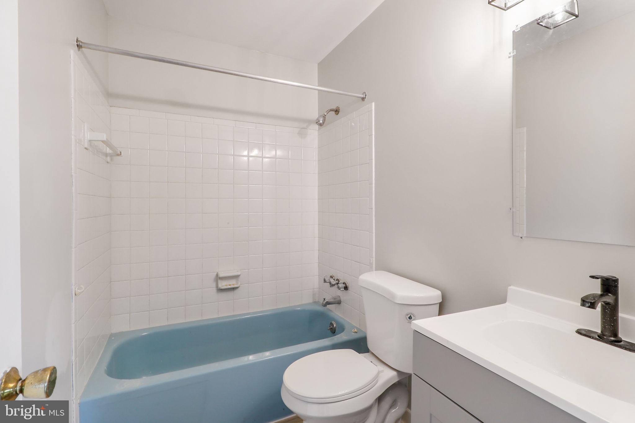 ANNETTE GARDENS - Residential Lease