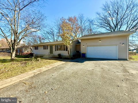 79 ORCHARD AVENUE FELTON DE 19943