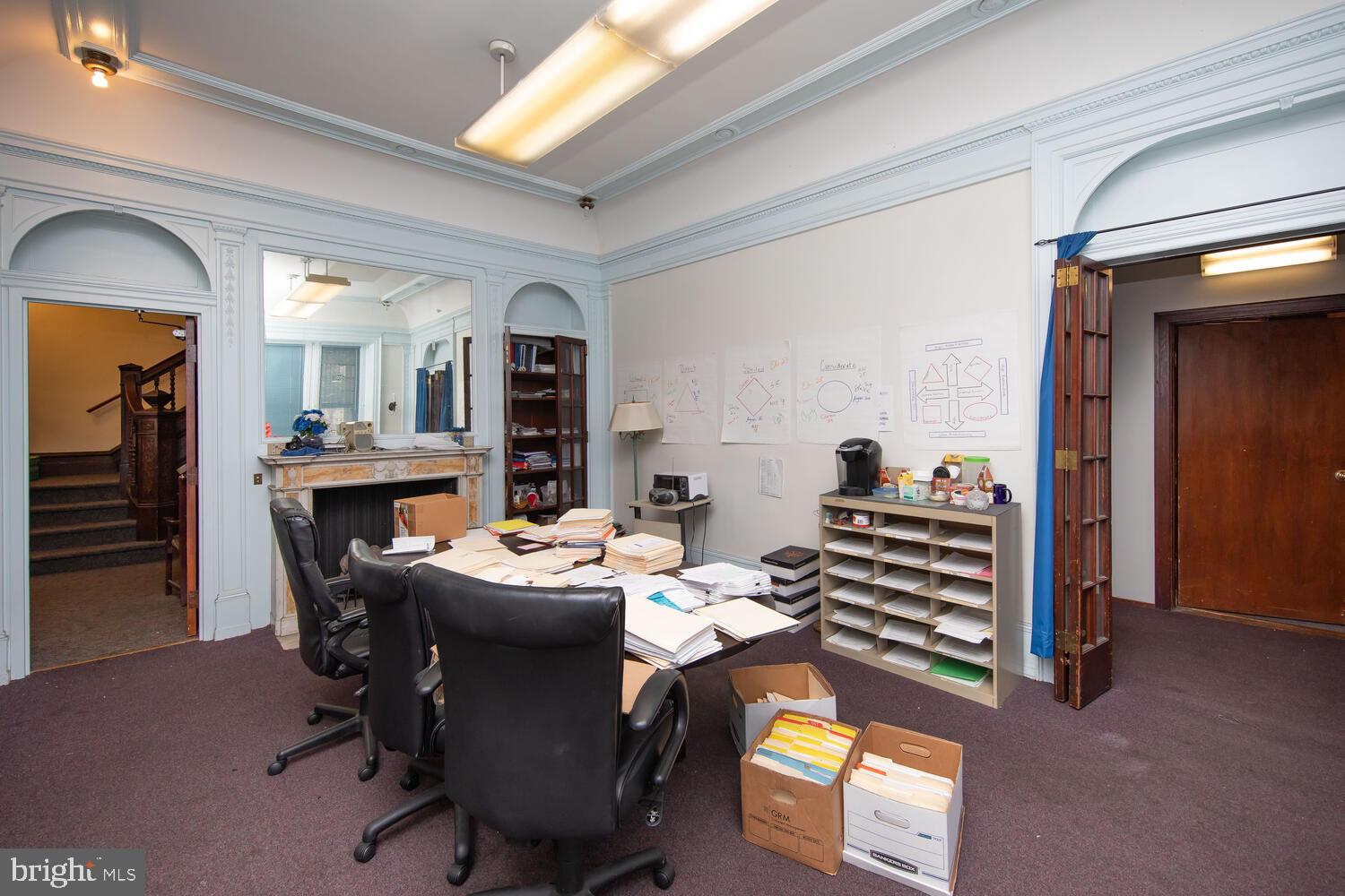 ROXBOROUGH - Commercial Sale