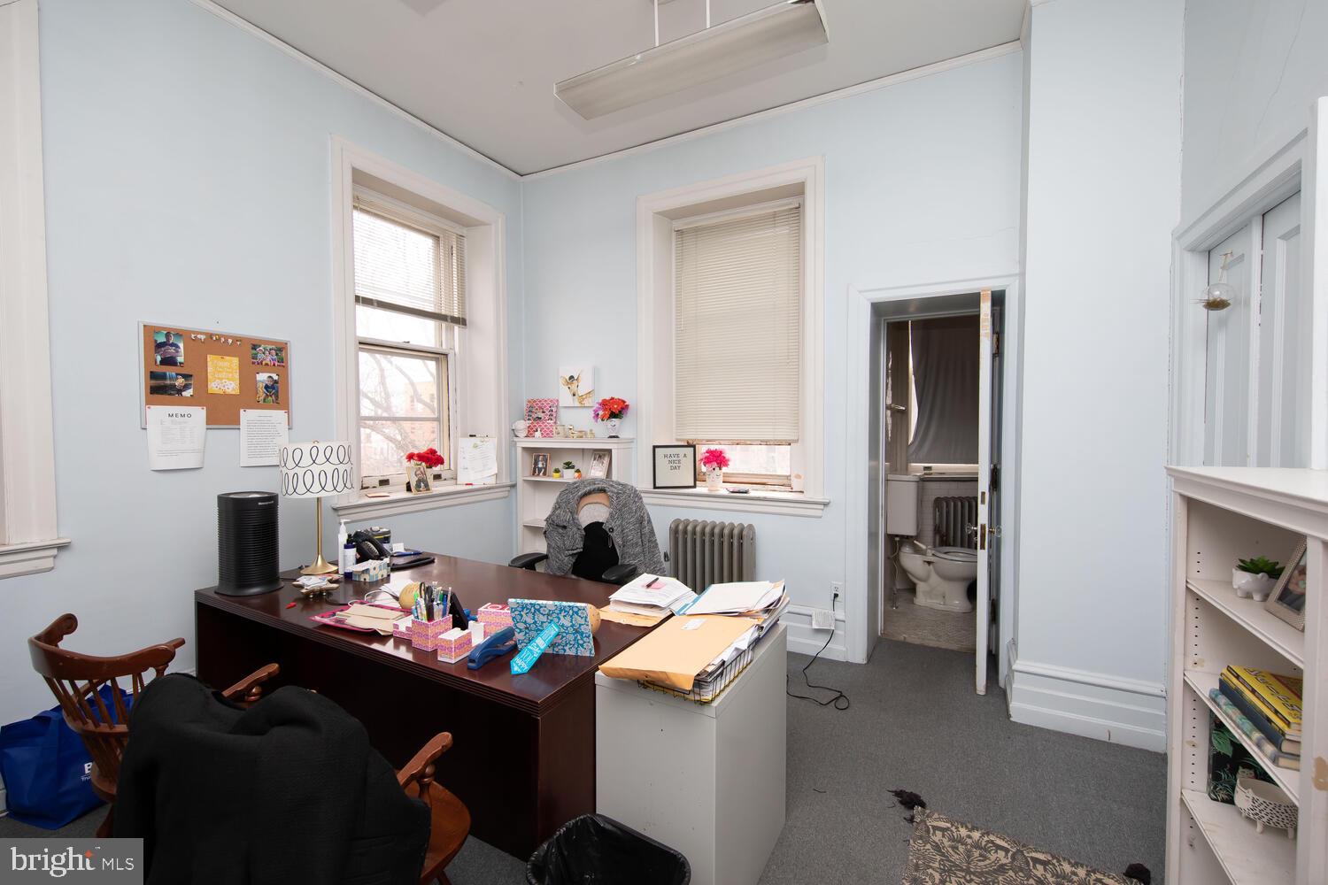 ROXBOROUGH - Commercial Sale