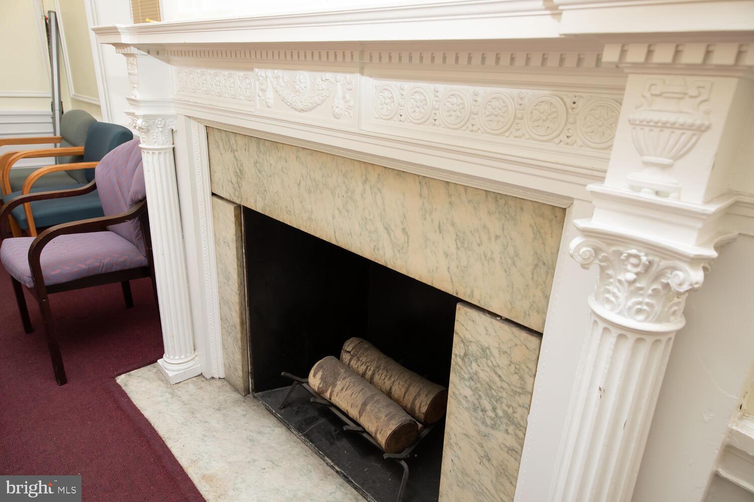 ROXBOROUGH - Commercial Sale