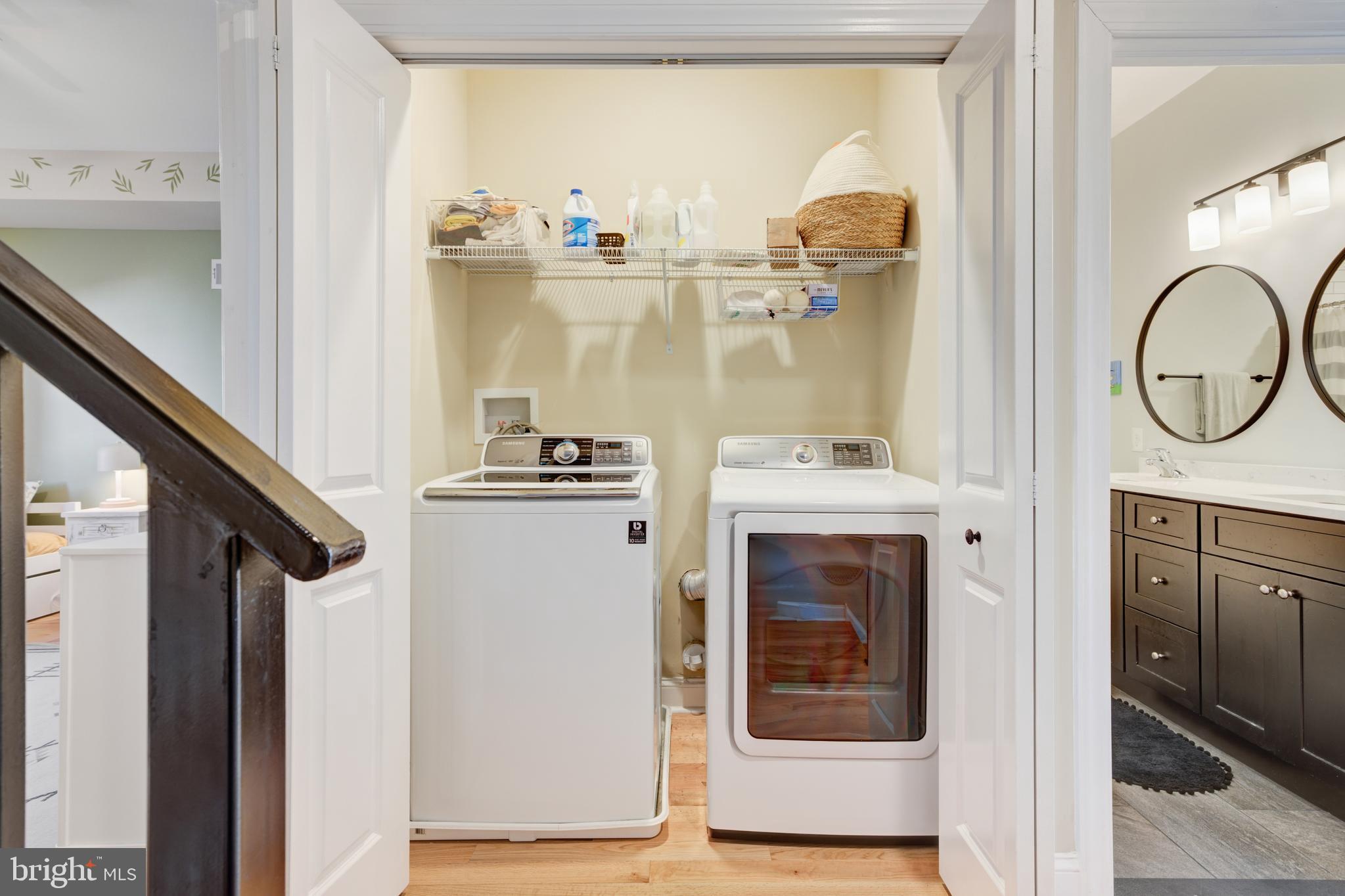 EAST KENSINGTON - Residential