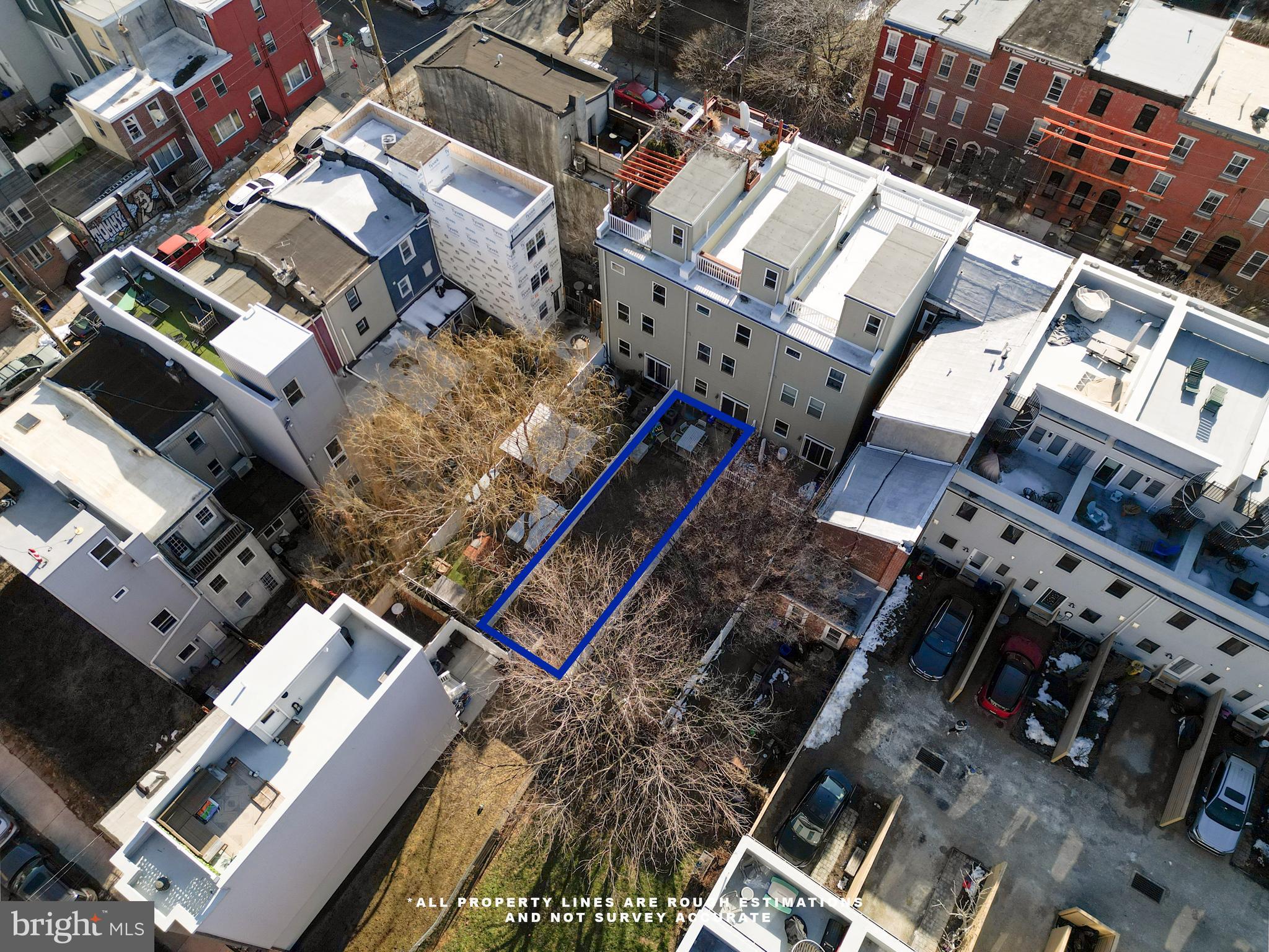 EAST KENSINGTON - Residential