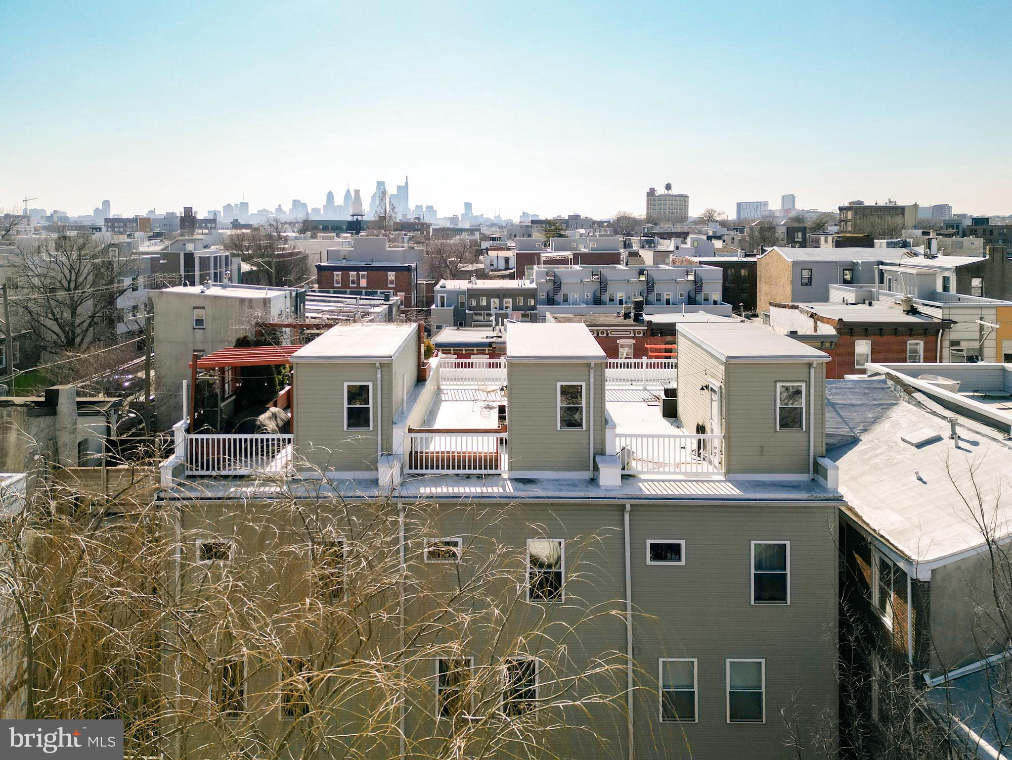 EAST KENSINGTON - Residential