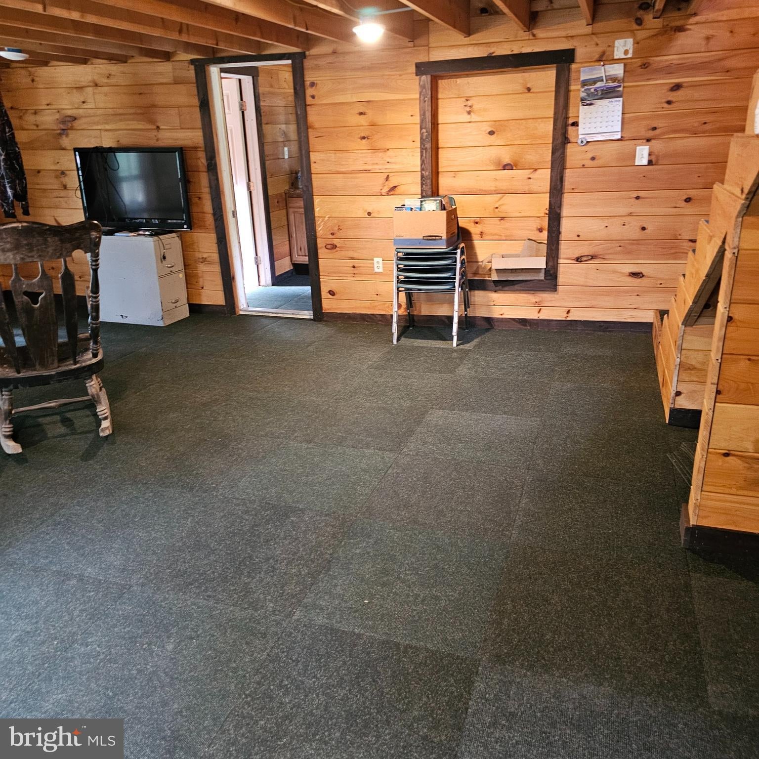549 BLAKE ROAD