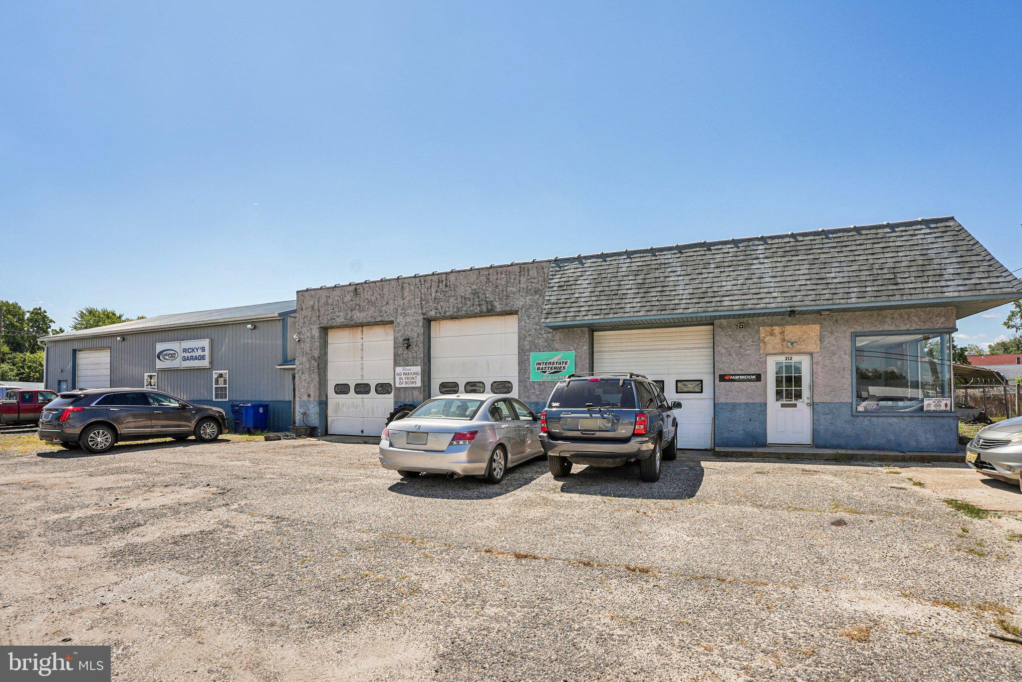 212 S HARDING HIGHWAY