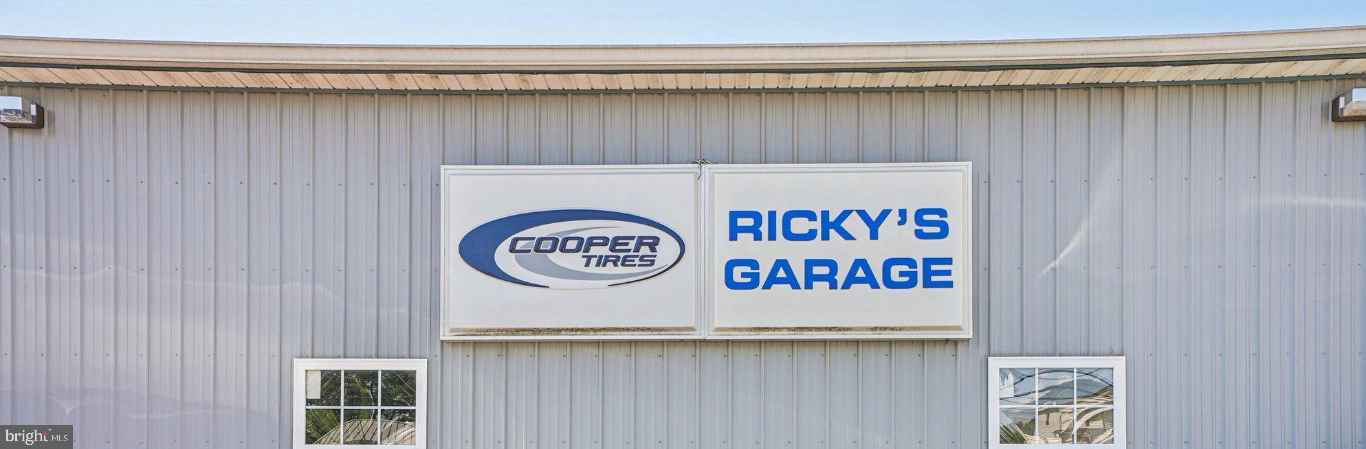 212 S HARDING HIGHWAY