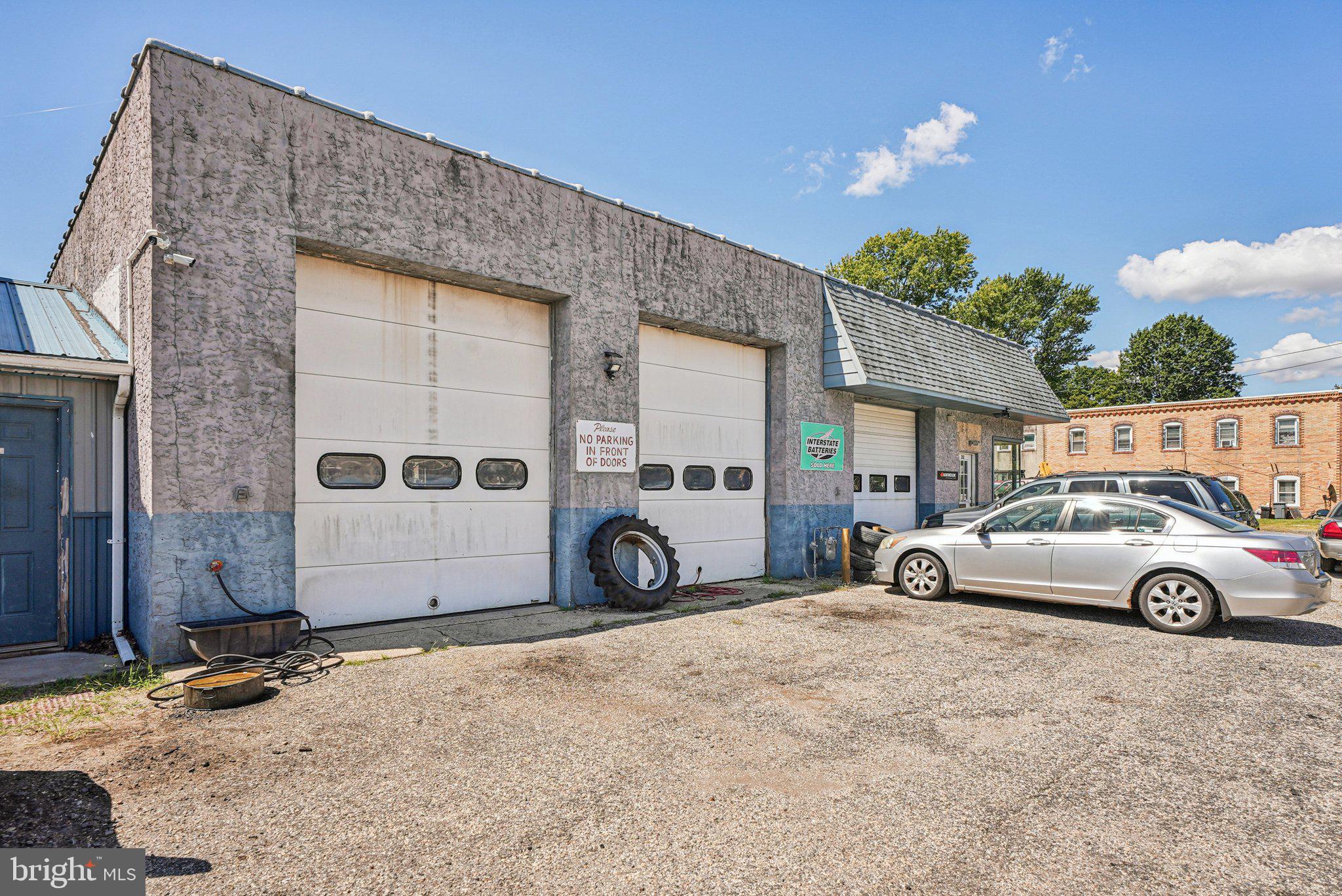 212 S HARDING HIGHWAY