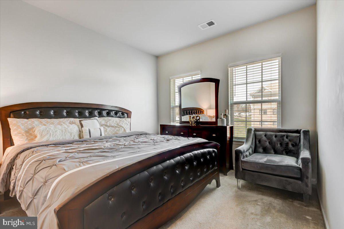 BRIARWOOD - Residential Lease