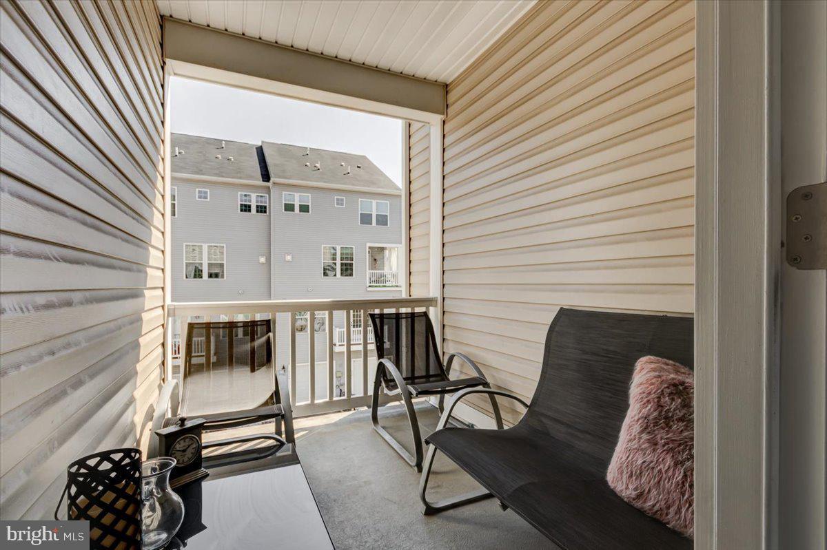 BRIARWOOD - Residential Lease