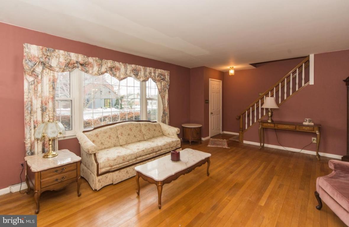 BLOOMINGDALE - Residential