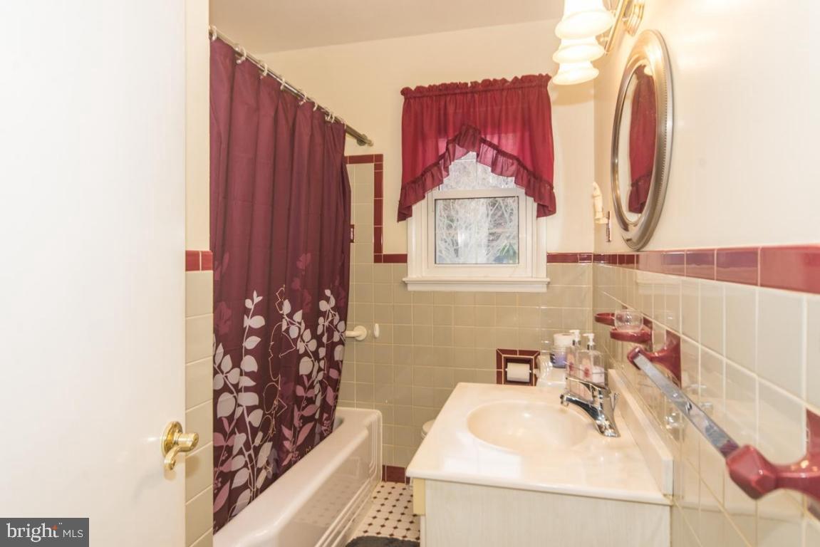 BLOOMINGDALE - Residential