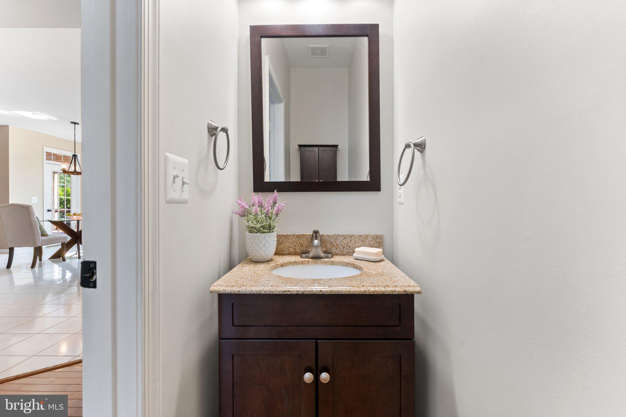 LEETON - Residential