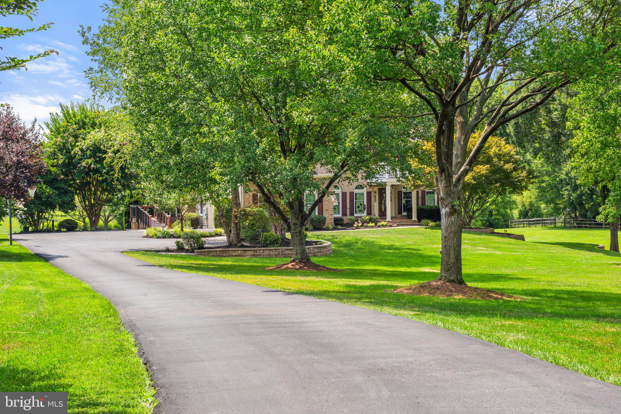 LEETON - Residential