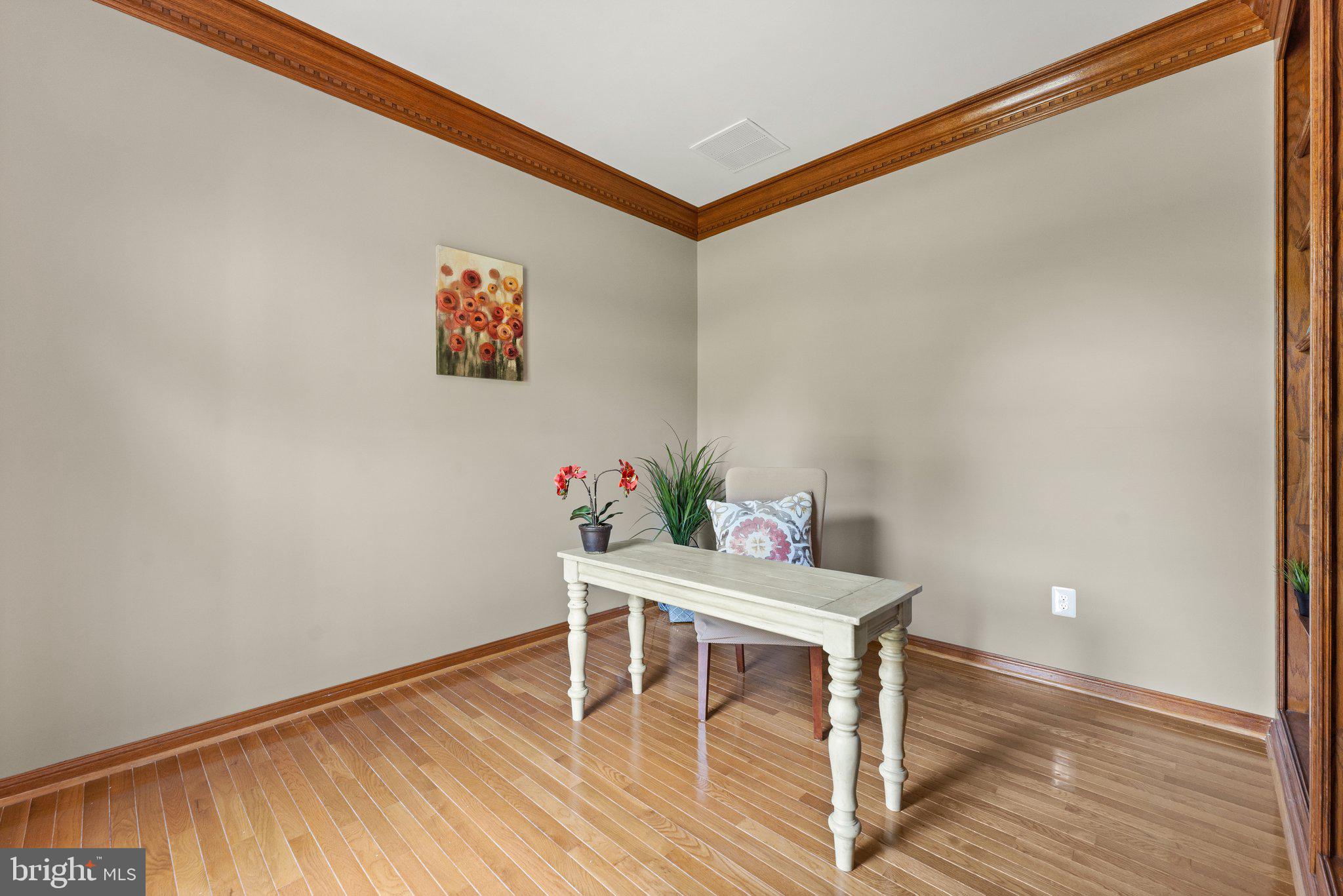 LEETON - Residential